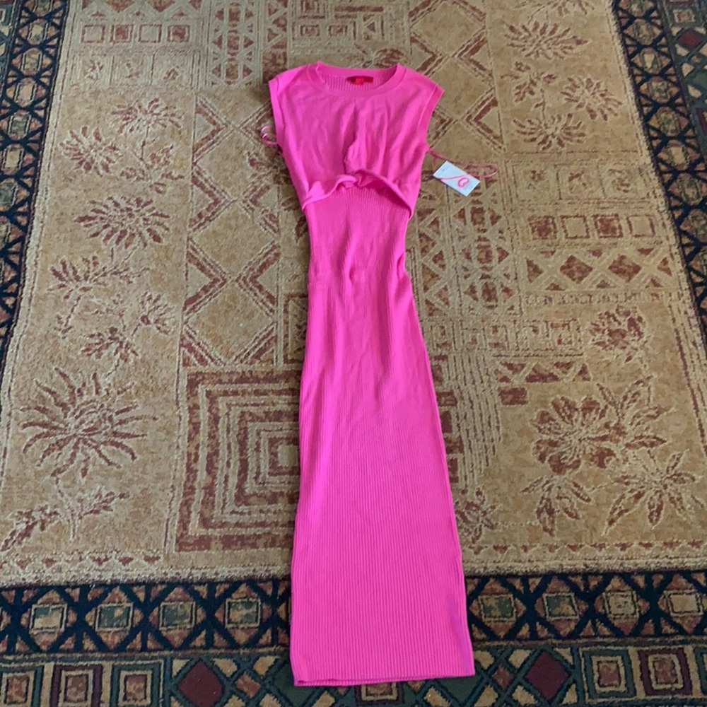 Pink fitted dress